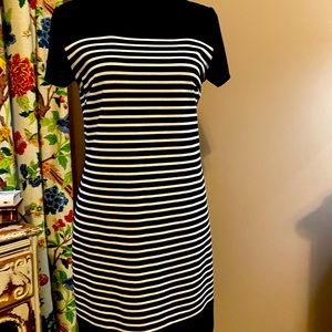 Fitted black and white dress